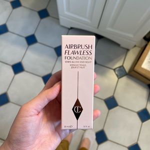 Charlotte Tilbury Airbrush Flawless Foundation - 12Cool